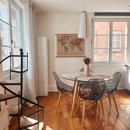 Appartement Pastel Au Grenier à Sel