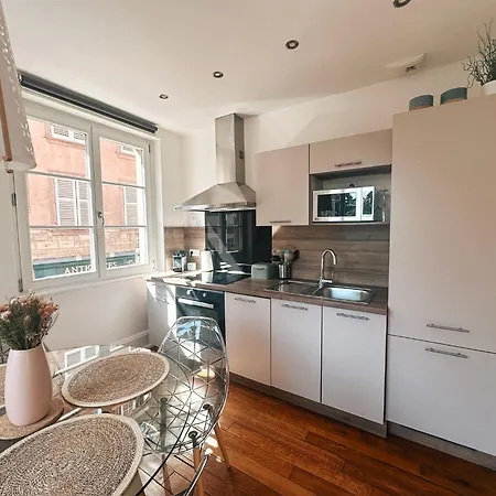 Pastel Au Grenier A Sel Apartamento *